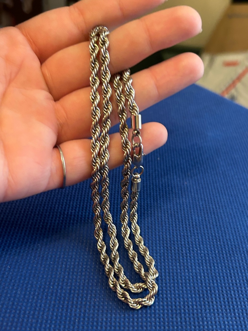 Men's Silver Tone Twisted Rope Chain Necklace 22” - Picture 7 of 7
